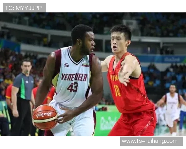 上海篮球队在世界杯积分榜上以94分稳居第一名展现强劲实力 上海篮球队在世界杯积分榜上以94分稳居第一名展现强劲实力