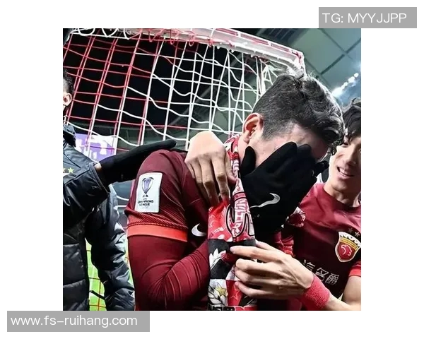 巴西足球明星加盟中国联赛引发热议助力中超发展