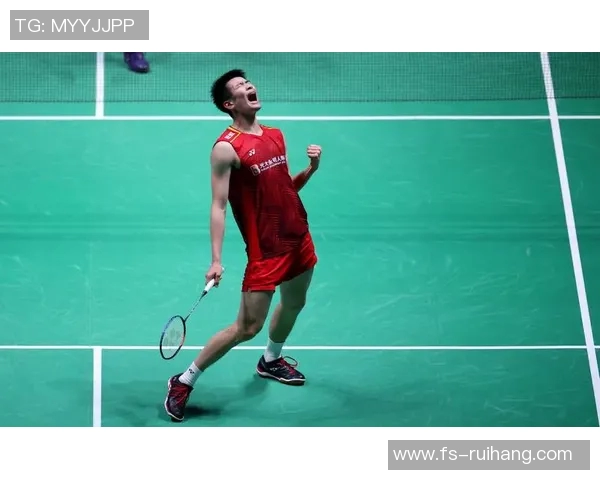 杨伟专访:从青涩少年到羽毛球冠军的奋斗与成长之路 杨伟专访:从青涩少年到羽毛球冠军的奋斗与成长之路